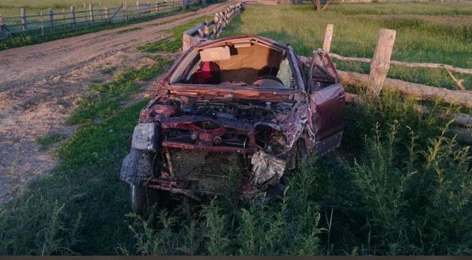 Пассажир погиб в перевернувшейся машине на трассе в Бурятии